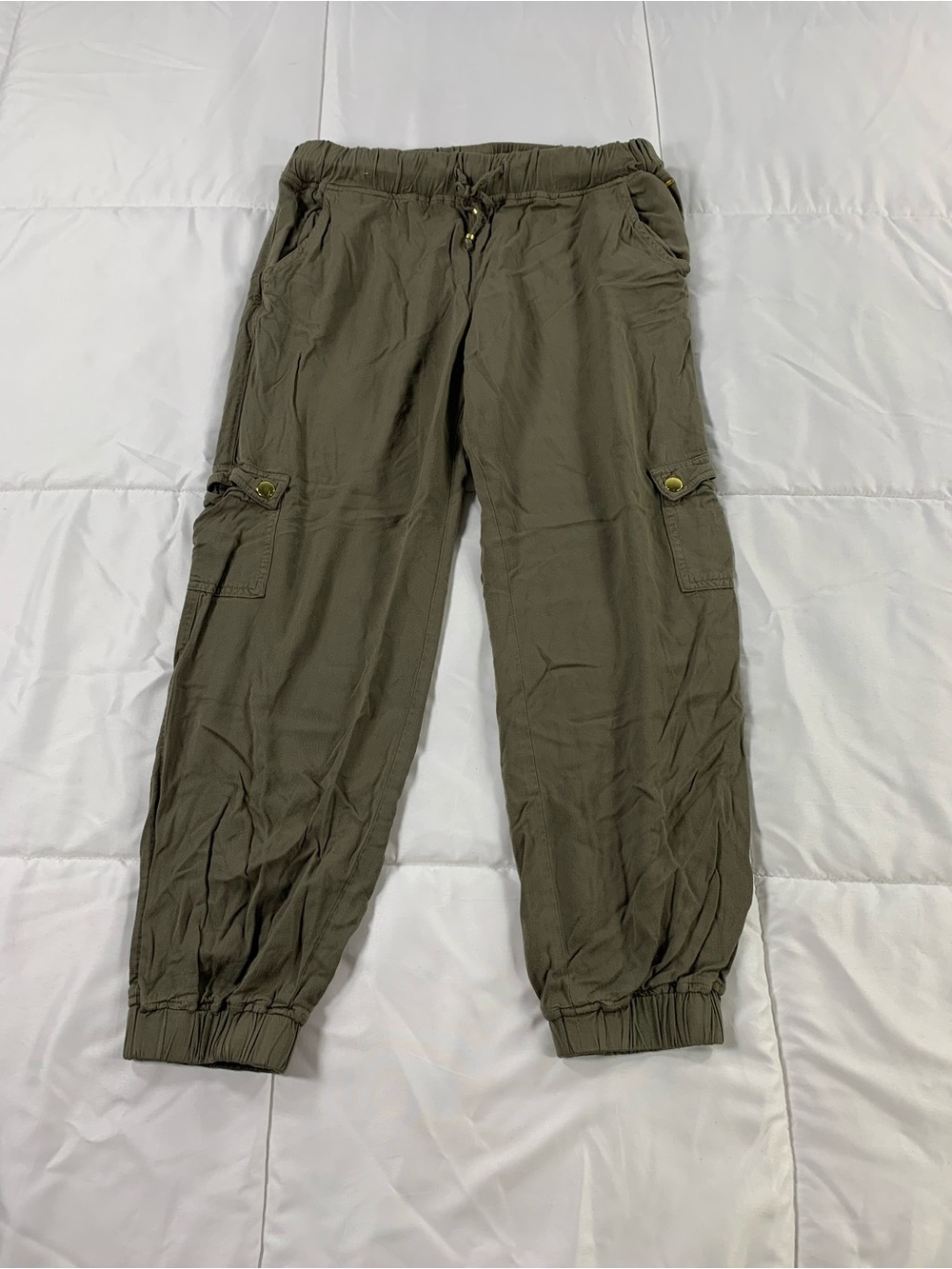 Pre loved GUESS pants womens size M